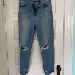american eagle mom jean